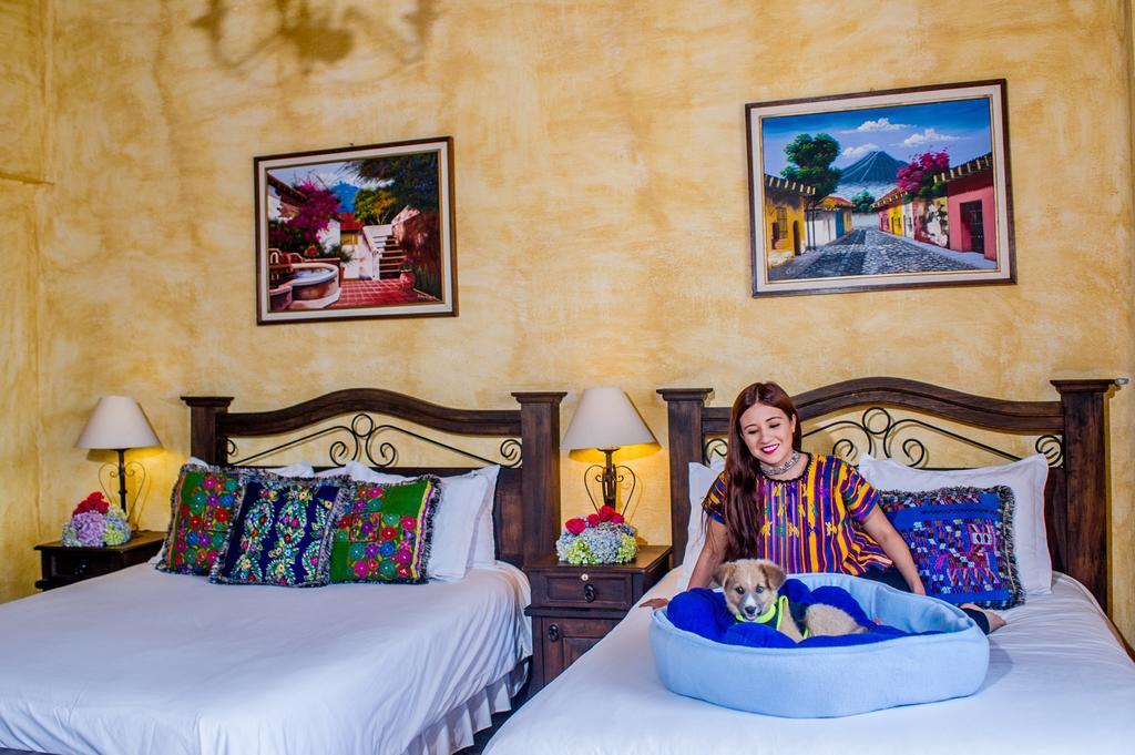 Hotel Casa Del Parque By Ahs Antigua Esterno foto