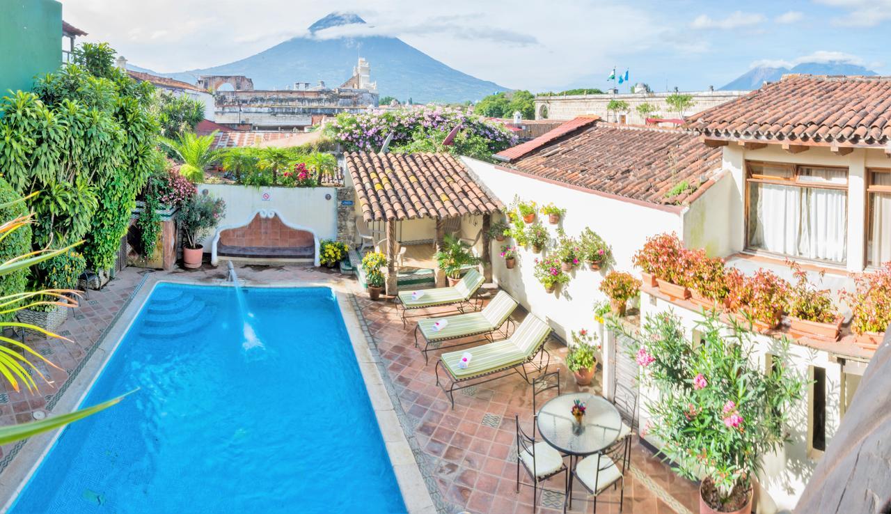 Hotel Casa Del Parque By Ahs Antigua Esterno foto