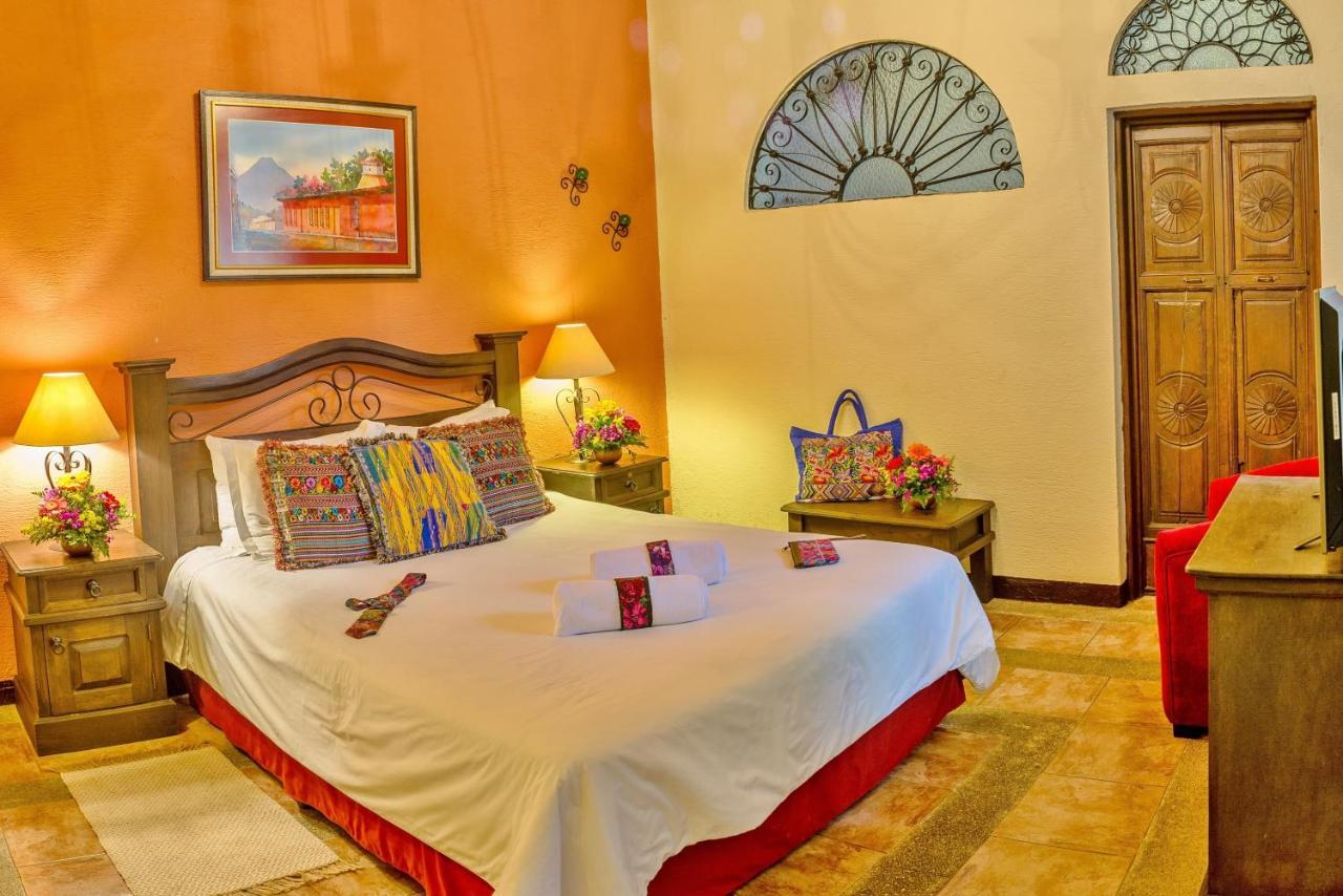 Hotel Casa Del Parque By Ahs Antigua Esterno foto